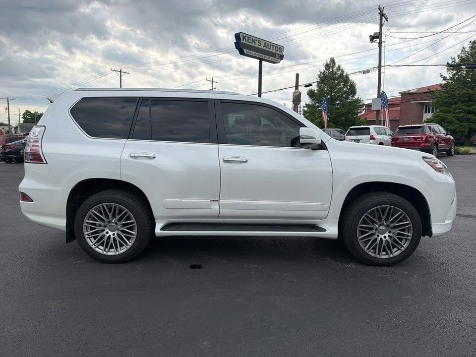 2018 Lexus GX in Paris, KY (photo 3) — photo 3