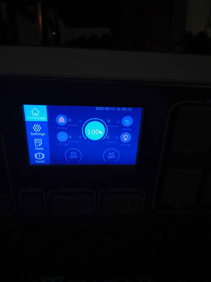 Bluetti AC200P Portable Power Station, featuring a 2,000W AC (photo 2) — photo 2