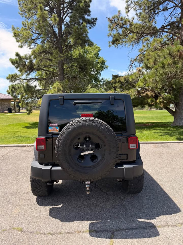 2011 Jeep Wrangler Unlimited · Rubicon Hard Rock Sport Utility 4D — photo 3