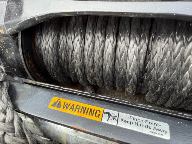Warn VR10 Evo 10K Winch w/Synthetic Rope — photo 3