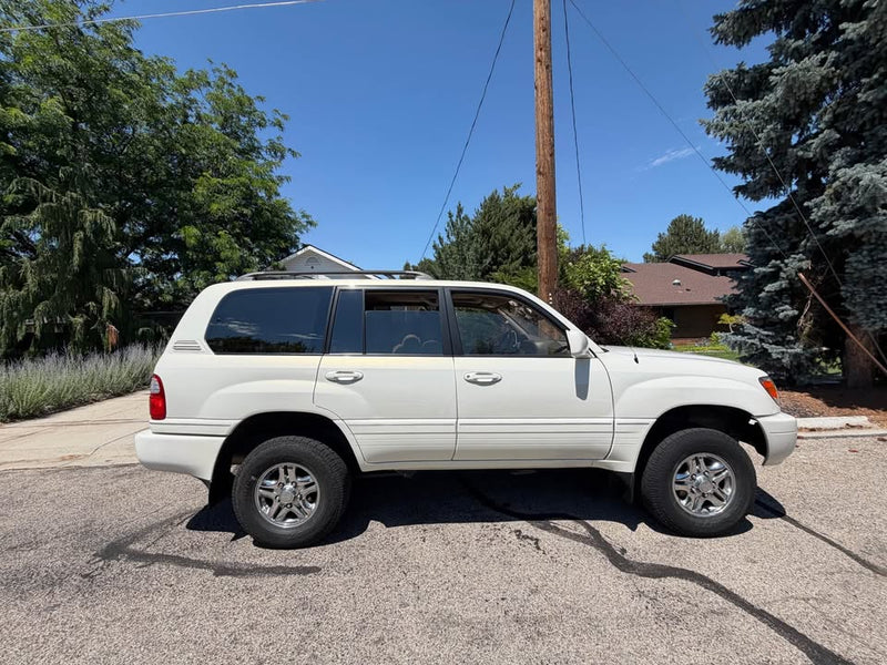 2000 Lexus LX470 in Boise, ID (photo 2) — photo 2