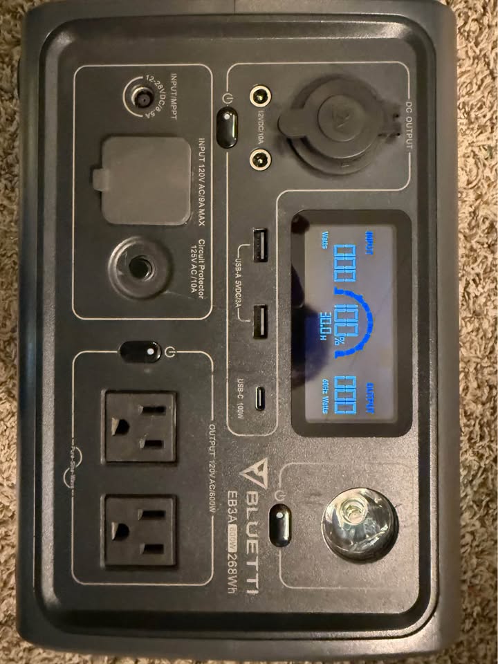BLUETTI EB3A Portable Power Station 268Wh LiFePO4 Battery Backup - Like New in Fresno, CA (photo 2)
