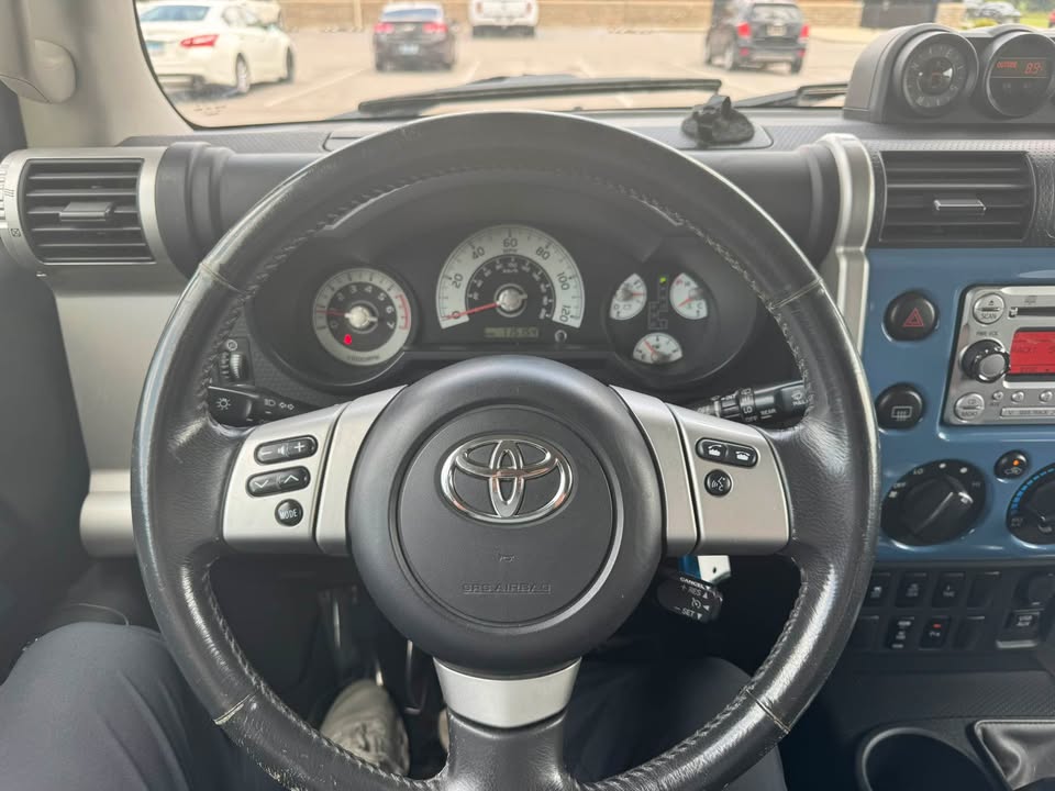 2011 Toyota FJ Cruiser · Sport Utility 2D in Morehead, KY (photo 12) — photo 12