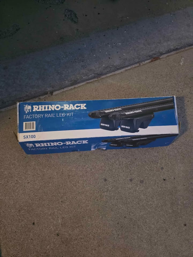 Rhino-Rack Vortex Bar 1260 and SX100 Factory Rail Leg Kit — photo 2