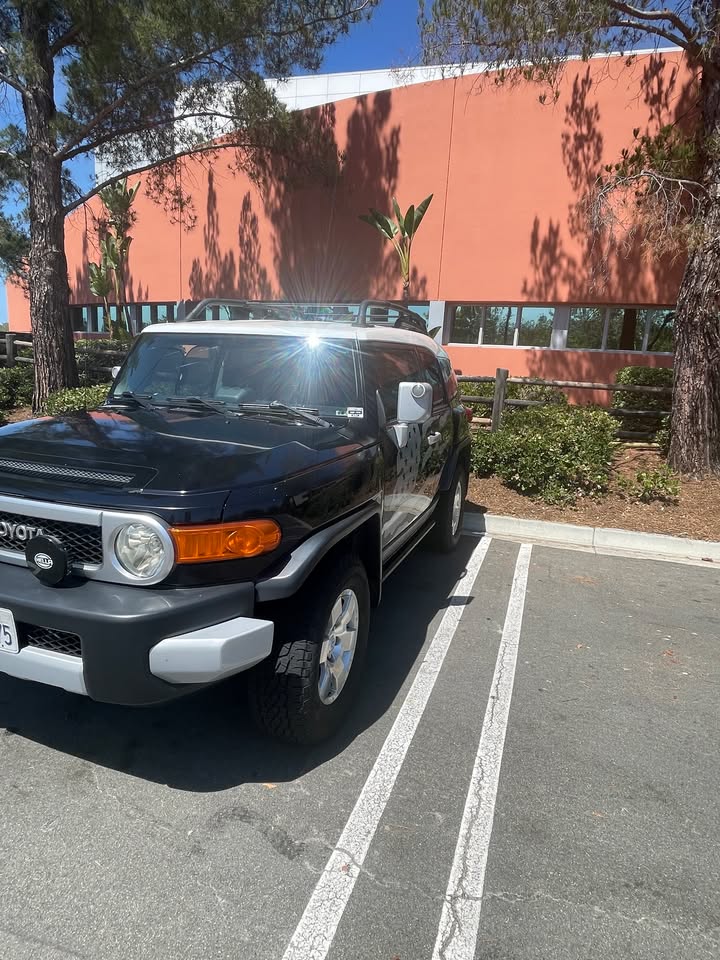 2007 Toyota FJ in Newport Beach, CA (photo 5) — photo 5