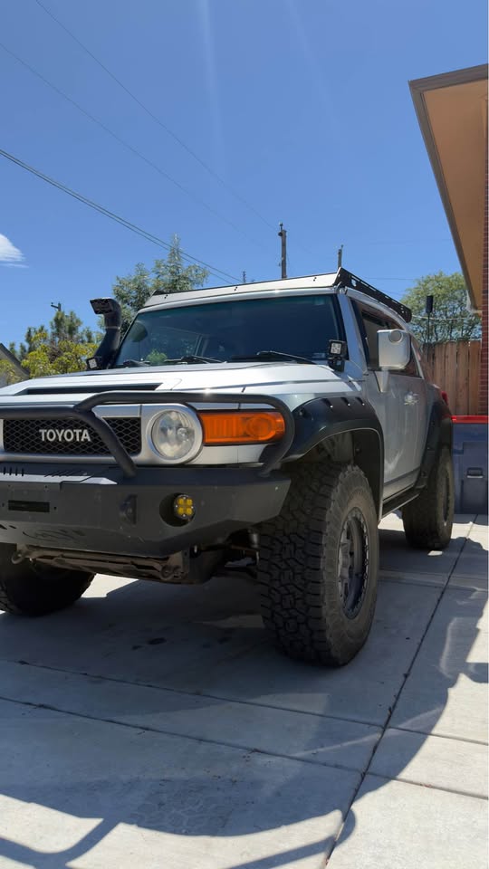 2007 Toyota FJ Cruiser · Sport Utility 2D — photo 3