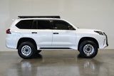 2016 Lexus lx570 4wd loaded dvd's method wheels rhino rack in Portland, OR (photo 3)