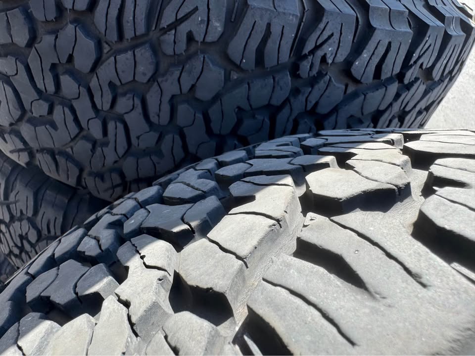 BFGoodrich All-Terrain T/A KO2 5 Tires LT 28570r17 in Phoenix, AZ (photo 9) — photo 9