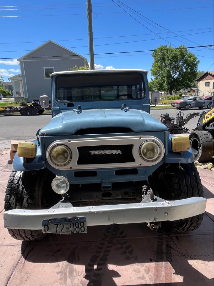 1977 fj45 toyota Land Cruiser in Provo, UT (photo 5) — photo 5