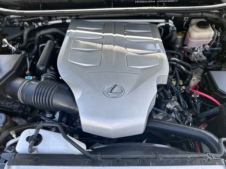 2011 Lexus GX460 Overland in Bryan, TX (photo 9) — photo 9
