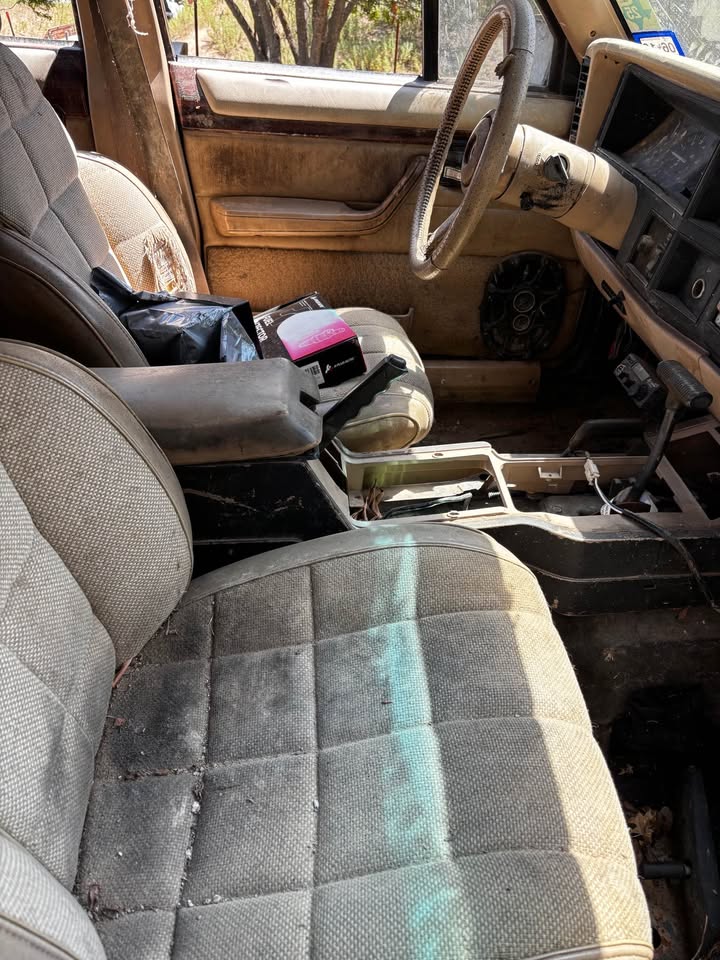93 Jeep Cherokee in Springtown, TX (photo 8) — photo 8