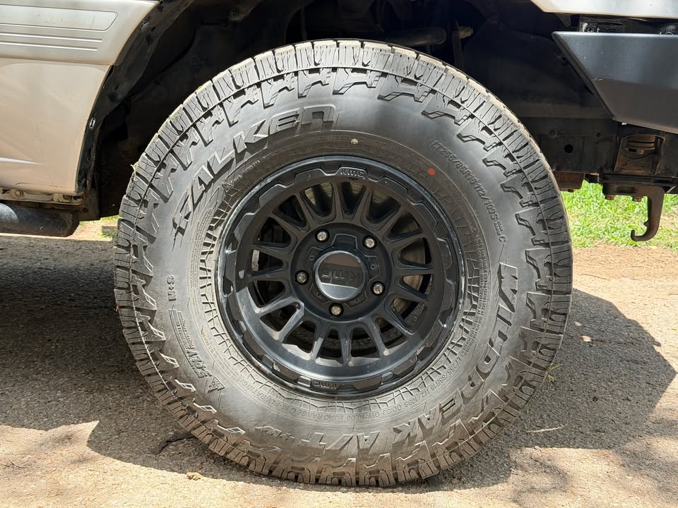 1999 Toyota Landcruiser in Conifer, CO (photo 4) — photo 4