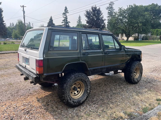 1996 Jeep Cherokee · Classic Sport Utility 4D — photo 3