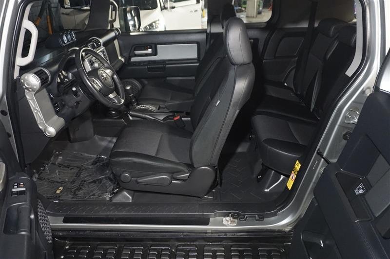 2010 Toyota FJ Cruiser in Salt Lake City, UT (photo 8) — photo 8