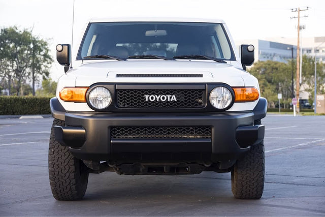 2008 Toyota FJ Cruiser — photo 3