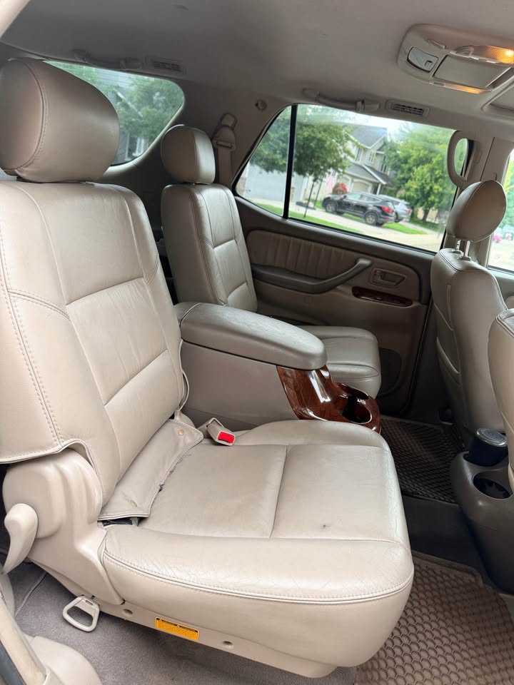 2006 Toyota Sequoia · Limited 4WD 4.7L i-FORCE V8 in Meridian, ID (photo 10) — photo 10