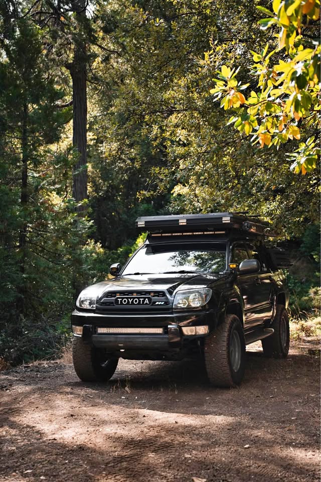 2003 Toyota 4Runner · Limited Sport Utility 4D (photo 1) — photo 1