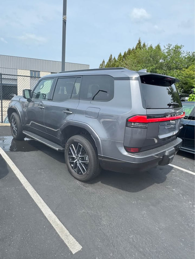 2025 Lexus GX 550 Premium plus — photo 2