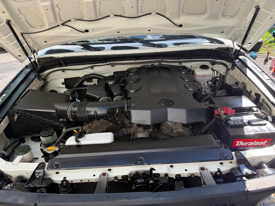 2012 Toyota FJ Cruiser in Denver, CO (photo 6) — photo 6