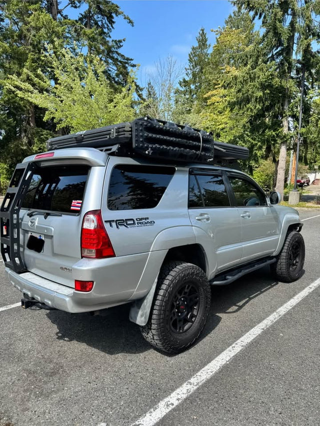2005 Toyota 4Runner · Limited Sport Utility 4D — photo 2