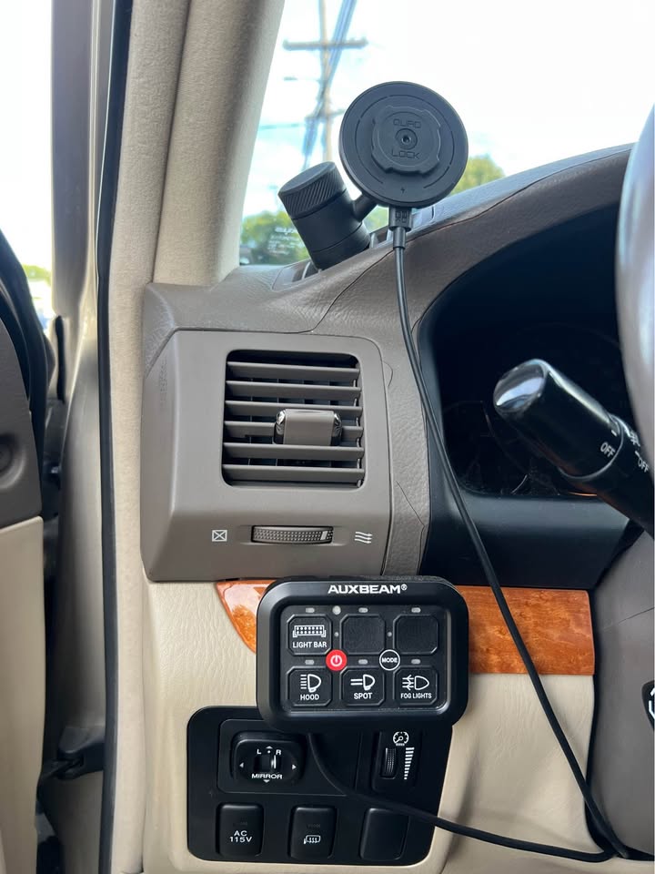 2003 Lexus GX · GX 470 Sport Utility 4D in Hayward, CA (photo 11) — photo 11