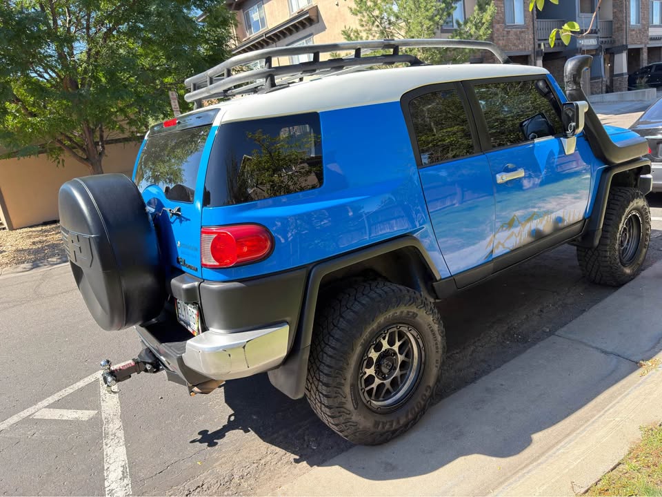 2007 Toyota FJ Cruiser · 4X4 in Denver, CO (photo 5) — photo 5