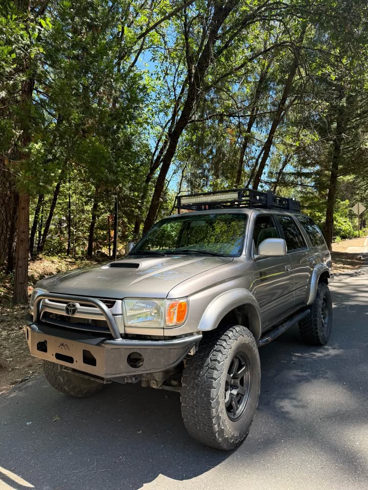 2002 Toyota 4Runner · SR5 Sport Utility 4D (photo 10) — photo 10