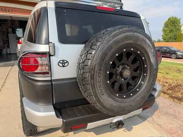 2007 Toyota FJ Cruiser · Sport Utility 2D (photo 5) — photo 5