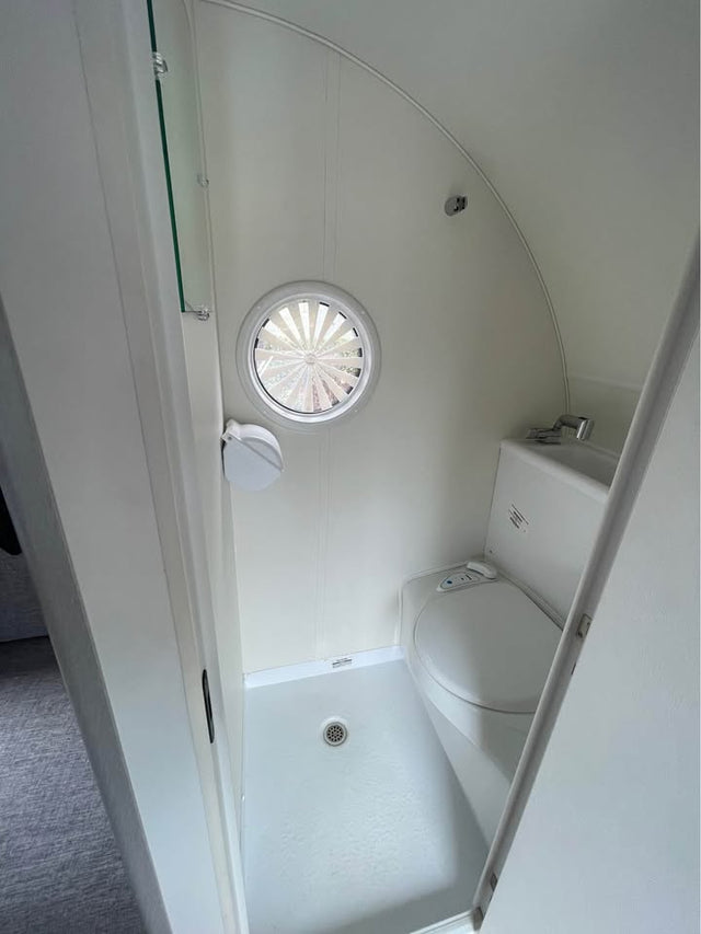 nucamp 320 boondock travel trailer — photo 2