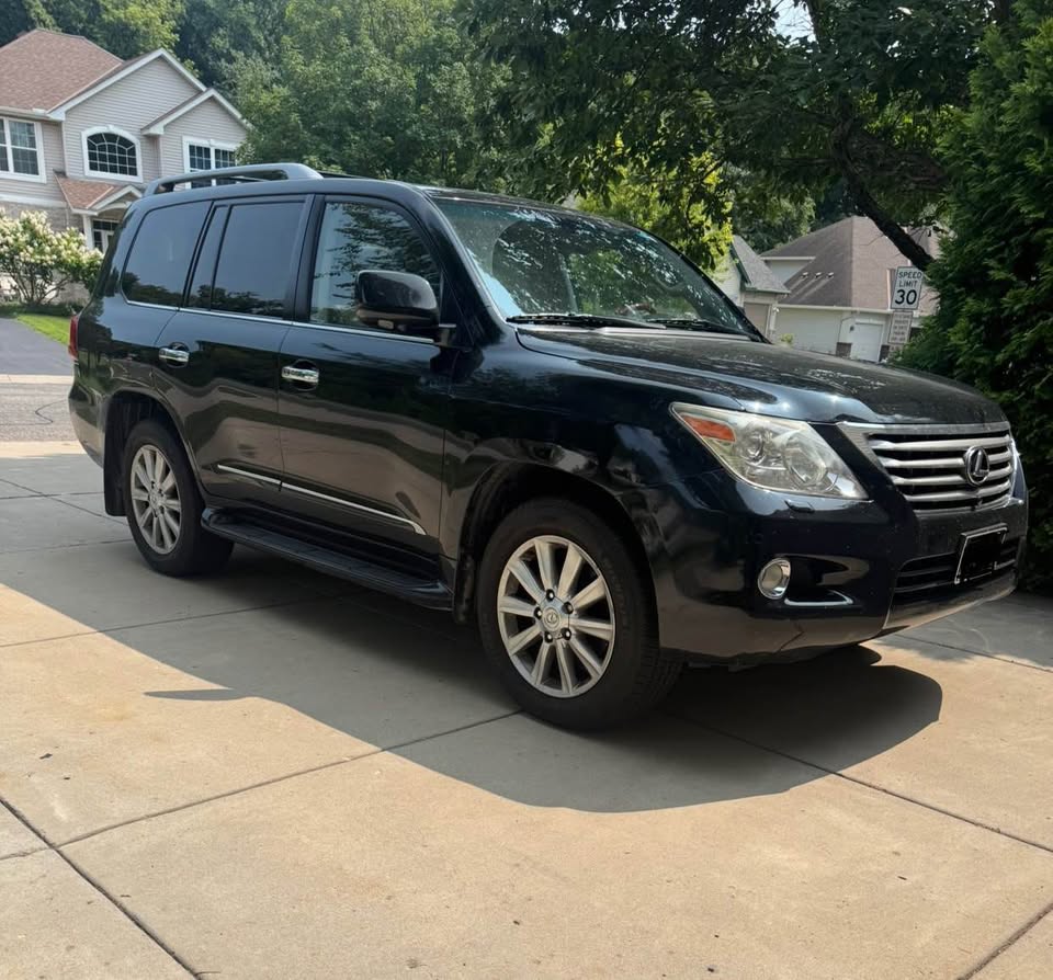 2009 Lexus LX · LX 570 Sport Utility 4D in Wayzata, MN (photo 3) — photo 3