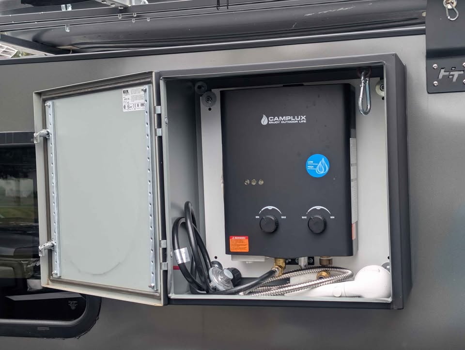 2021 Hiker Trailer Mid Range XL 5x10 in Liverpool, NY (photo 4) — photo 4