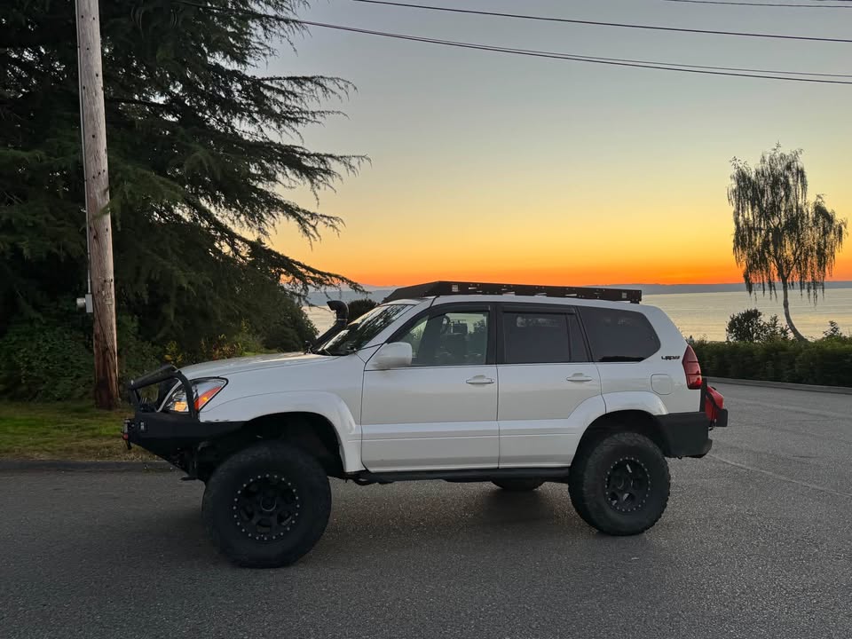 2005 Lexus GX · GX 470 Sport Utility 4D in Everett, WA (photo 5) — photo 5