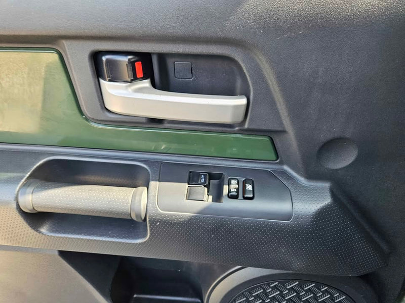 2012 Toyota FJ Cruiser · Base in Austin, TX (photo 5) — photo 5