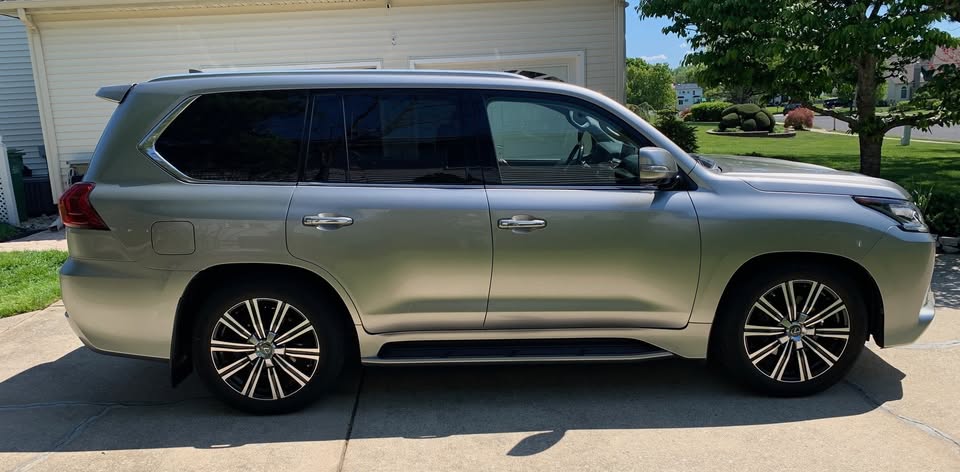 Lexus LX570 34k Miles Luxury Package w/Entertainment System Excellent in Sewell, NJ (photo 7) — photo 7