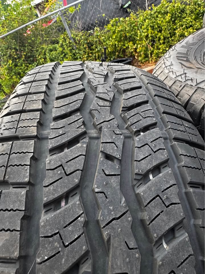 Falken Wildpeak A/T 265/60R20
DOT 0724 in Salt Lake City, UT (photo 4)