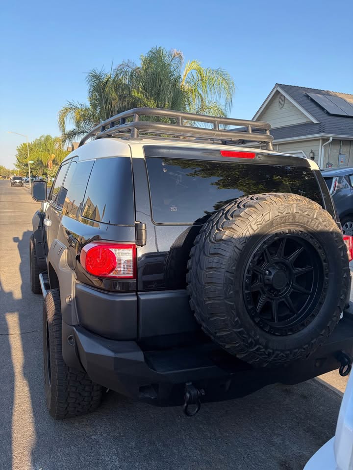 2010 Toyota FJ Cruiser · Sport Utility 2D in Fresno, CA (photo 2) — photo 2