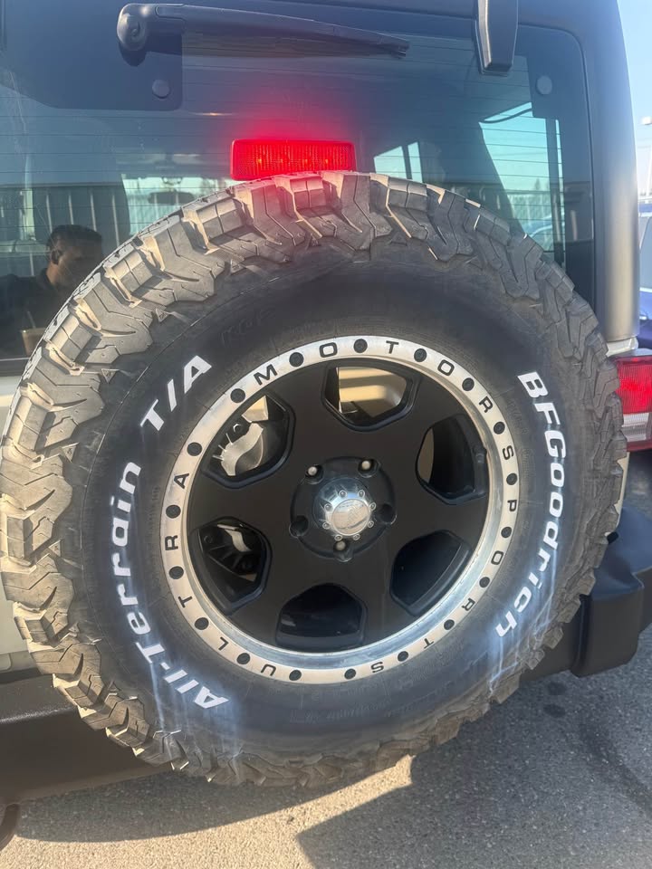 Wheels and tires (5) off Jeep Wrangler in Spokane Valley, WA (photo 2) — photo 2