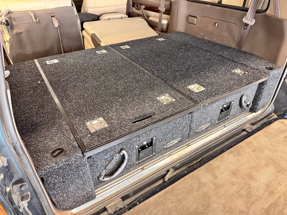 Dobinsons Toyota Land Cruiser Drawer System 80 Series in San Francisco, CA (photo 1)