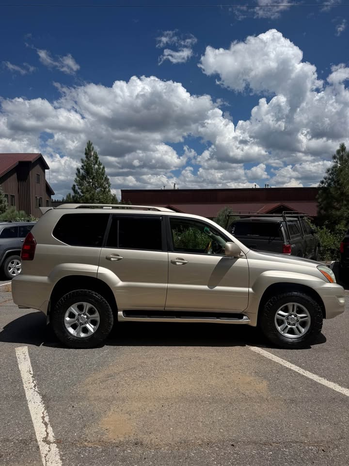 2007 Lexus GX · GX 470 Sport Utility 4D in Truckee, CA (photo 6) — photo 6