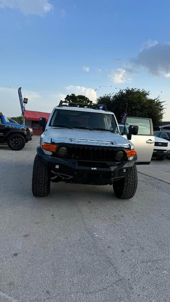 2007 Toyota FJ Cruiser · Sport Utility 2D in San Antonio, TX (photo 12) — photo 12