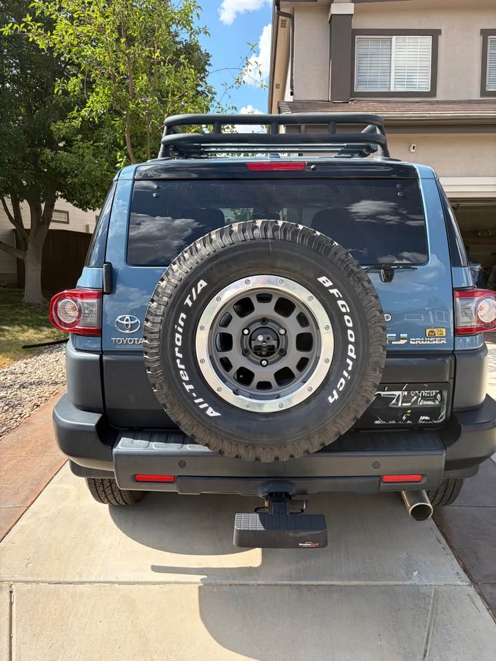2014 Toyota FJ Cruiser in Littleton, CO (photo 3) — photo 3