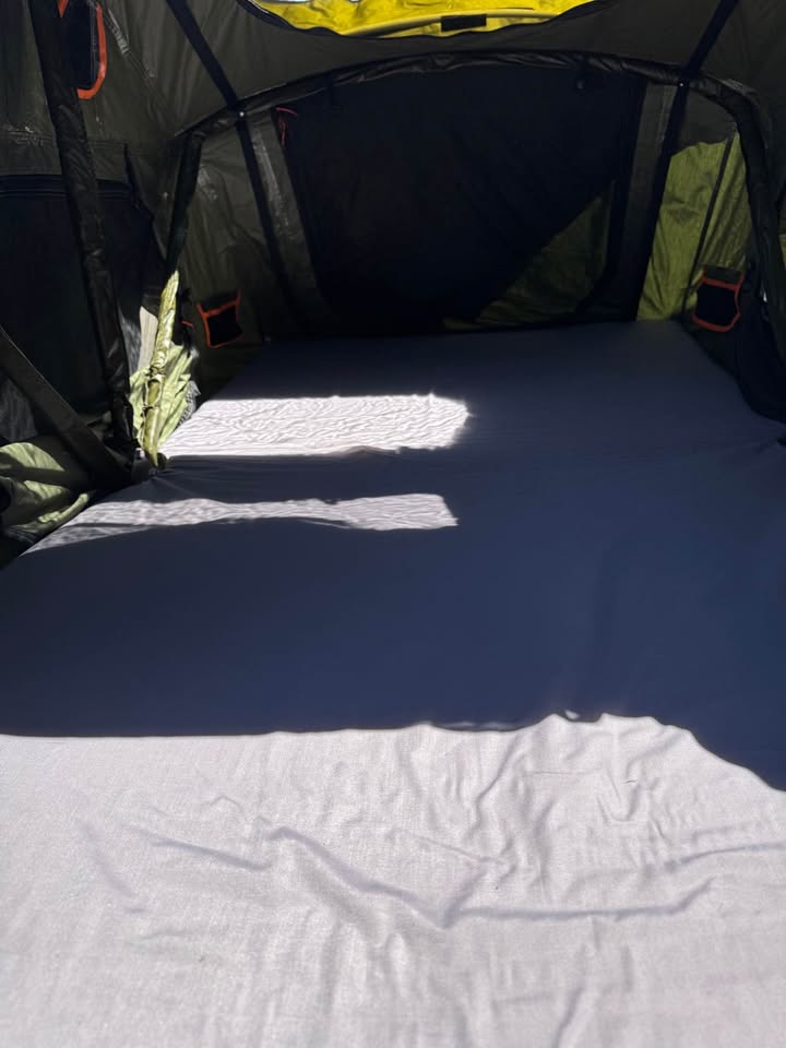 Roam Vagabond Rooftop Tent in Carson City, NV (photo 2) — photo 2