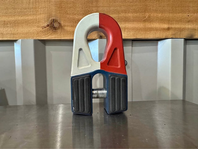 Factor 55 FlatLink E – Winch Shackle Thimble – Red/White/Blue in Waxahachie, TX (photo 1)