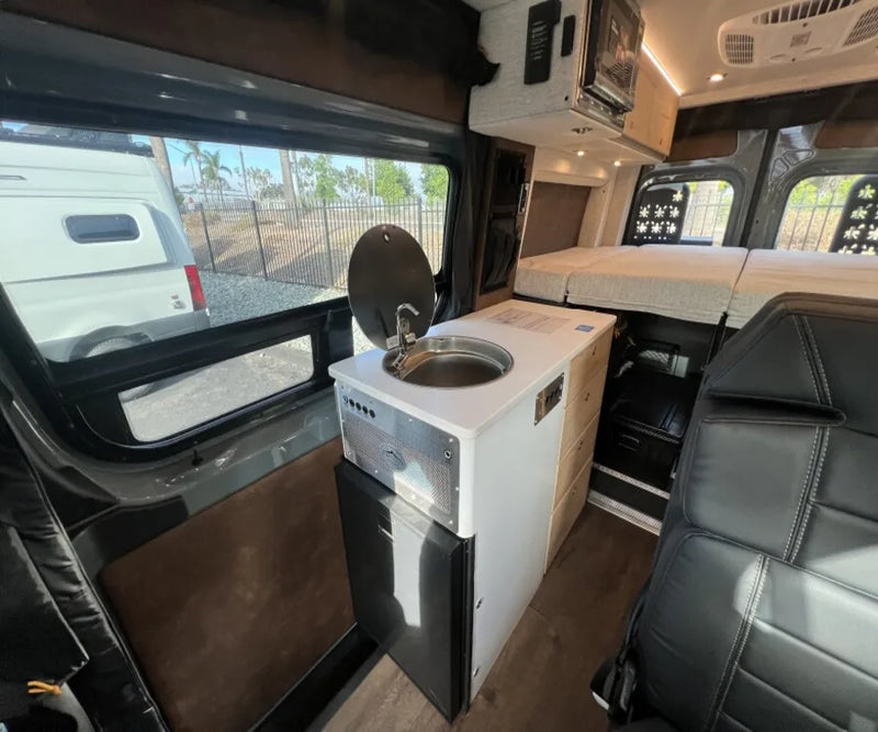 2026 Storyteller Overland BEAST MODE BEAST-AWD (photo 6) — photo 6