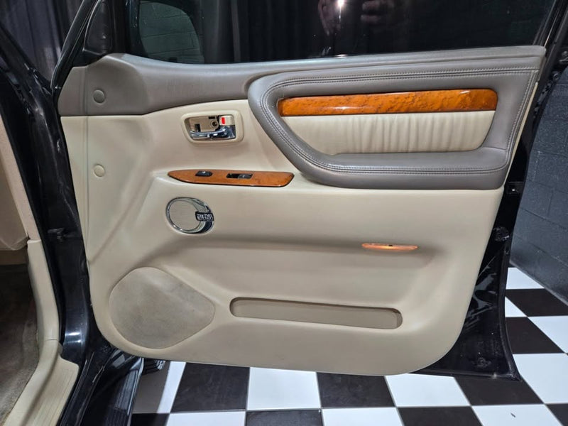 2004 Lexus LX 470 Leather - Clean Carfax in Addison, IL (photo 11) — photo 11