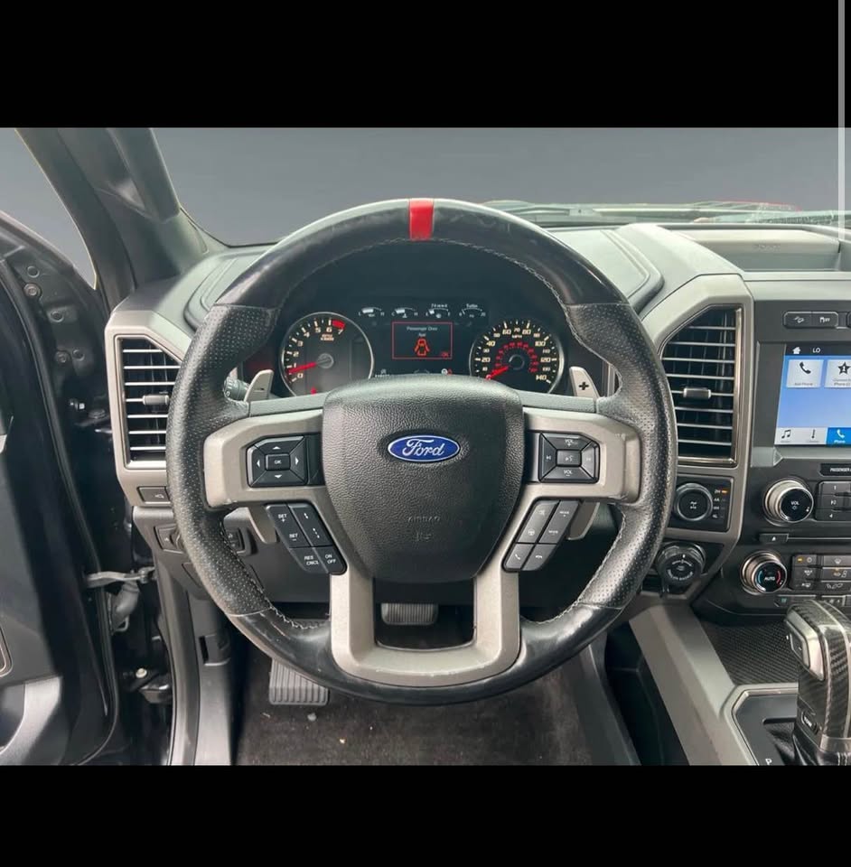 2017 Ford F-150 · Raptor Pickup 4D 5 1/2 ft (photo 12) — photo 12