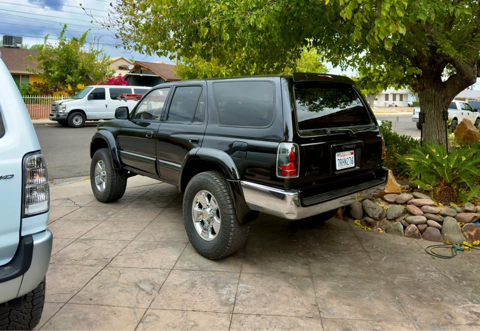 1997 Toyota 4Runner · Limited Nightshade Edition Sport Utility 4D in Las Vegas, NV (photo 2) — photo 2