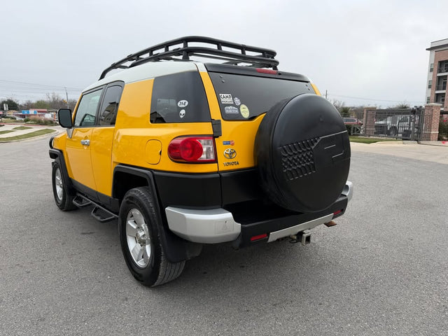 2007 Toyota FJ Cruiser — photo 3