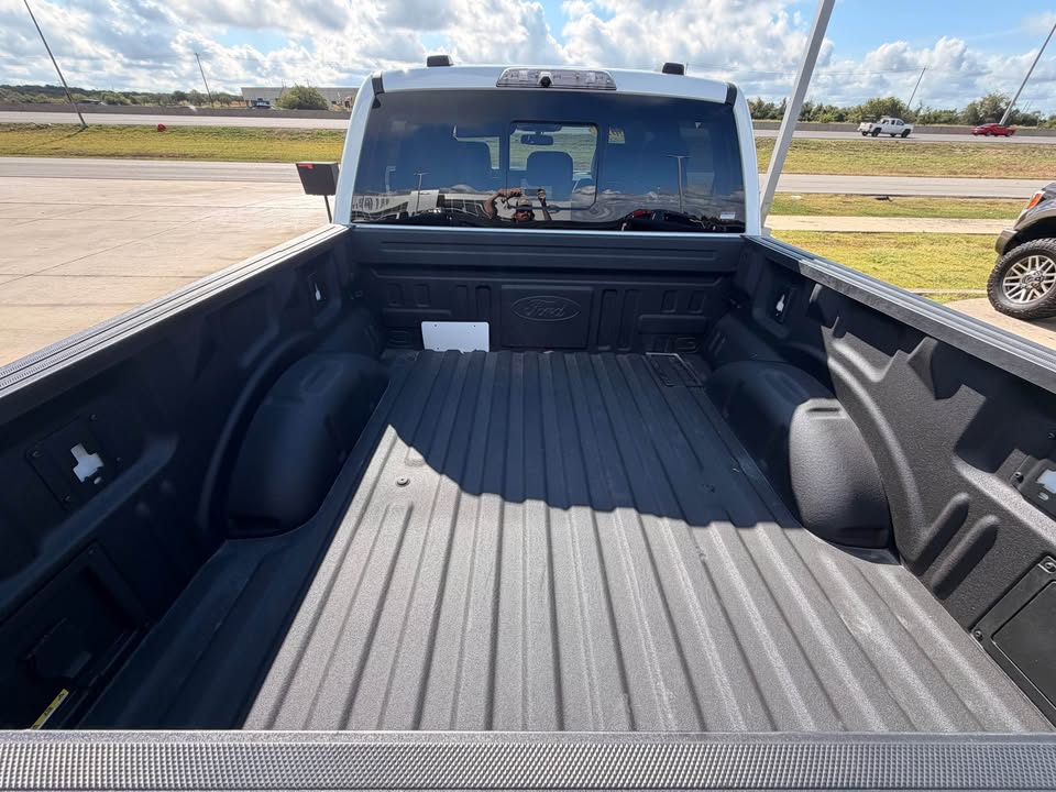 2024 Ford F-150 · Raptor Pickup 4D 5 1/2 ft (photo 10) — photo 10