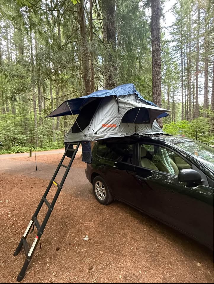 ROAM Adventure Co. Vagabond Lite Roof Top Tent in Hillsboro, OR (photo 9) — photo 9